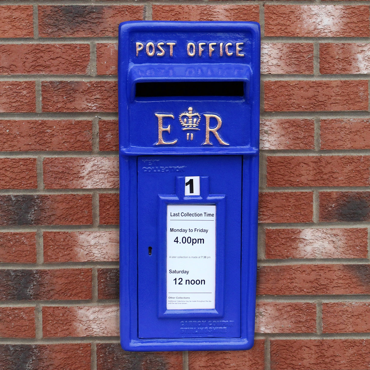 Briefkasten mit Bodenständer Blau