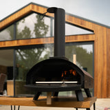 Klassischer Outdoor-Pizzaofen